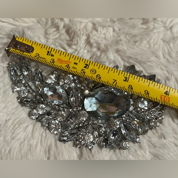Large 4 inch Vintage Clear & Sparkly Rhinestone Brooch/Pin *Offers Welcomed* - Picture 2 of 4